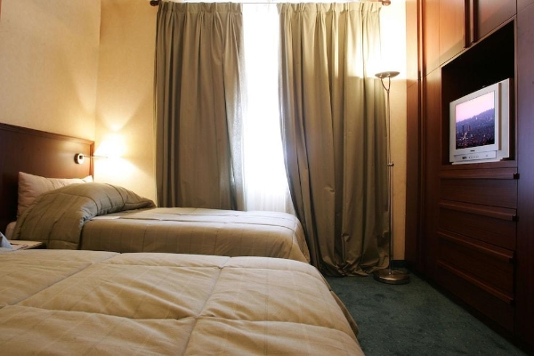 Mayflower Hotel (Beirut)
